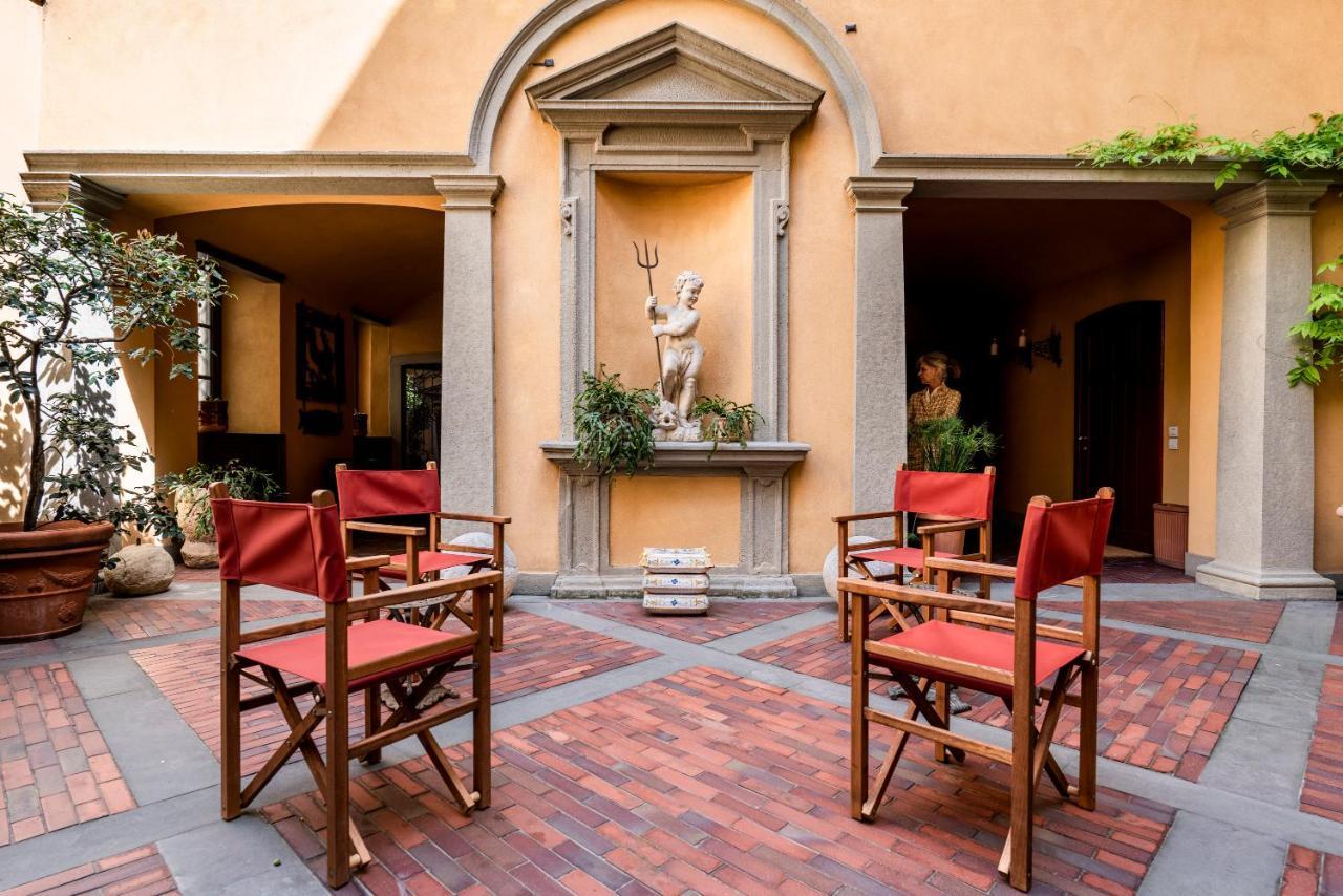 Foresteria Di Palazzo Radici Bed & Breakfast Bergamo Bagian luar foto