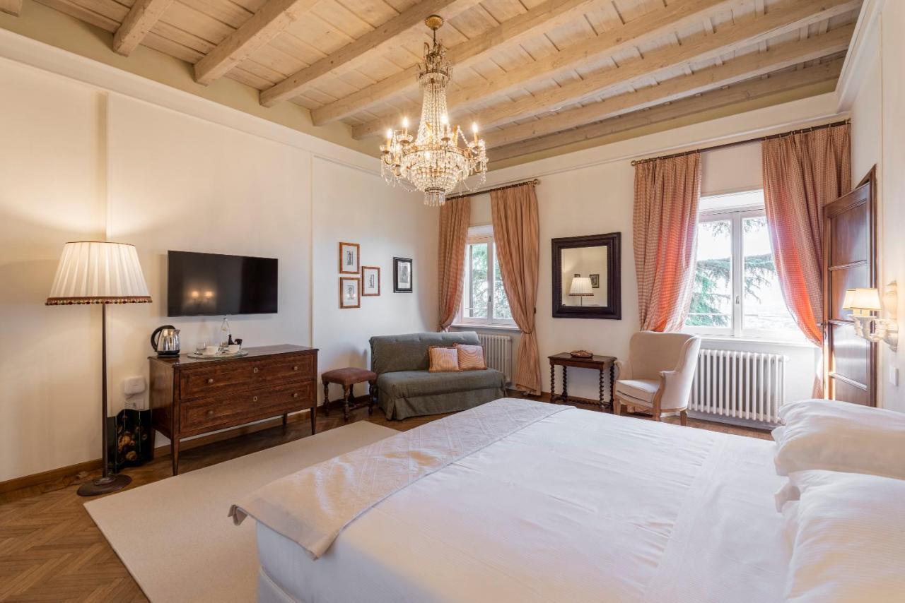 Foresteria Di Palazzo Radici Bergamo Bagian luar foto