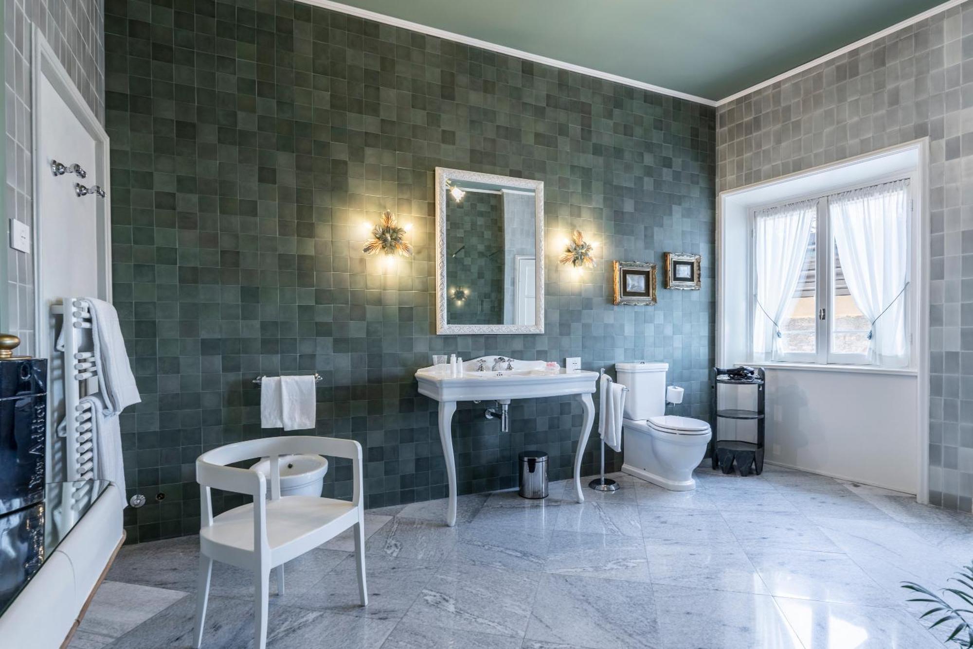 Foresteria Di Palazzo Radici Bergamo Bagian luar foto